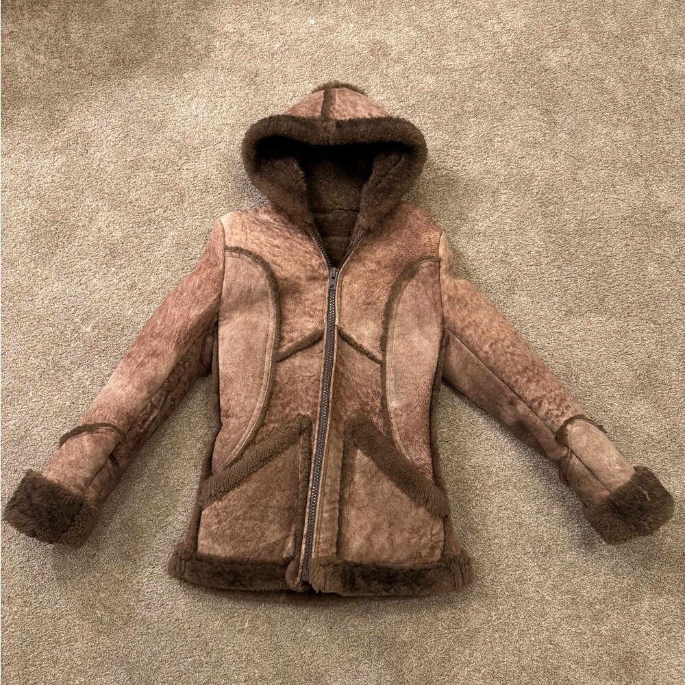 Piapa Ltd. Vintage Genuine Sheepskin Coat